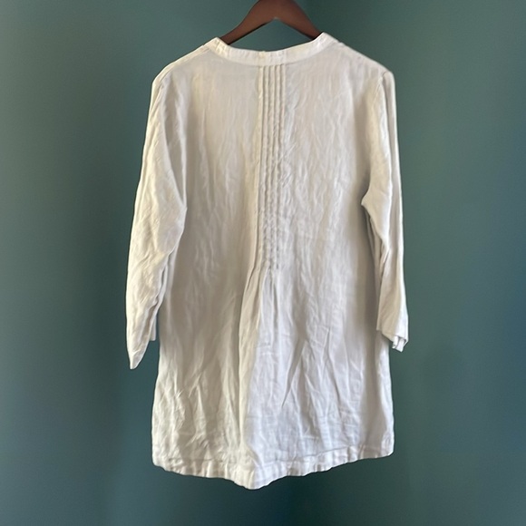 Soft gray linen tunic  V-Neck - Picture 3 of 3